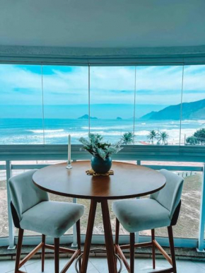 Extraordinário Duplex com total vista do mar!